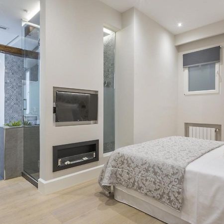 Charming City Center Apartment For 4 Perfect Location, Espoz Y Mina III Madrid Ngoại thất bức ảnh