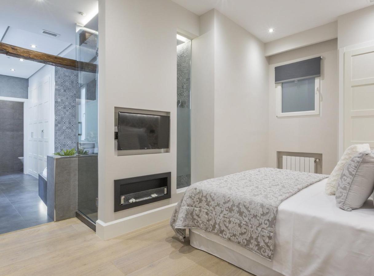 Charming City Center Apartment For 4 Perfect Location, Espoz Y Mina III Madrid Ngoại thất bức ảnh