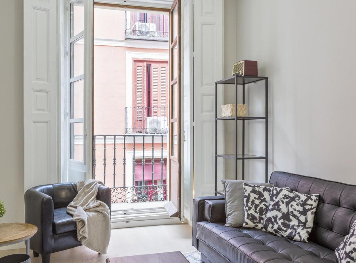 Charming City Center Apartment For 4 Perfect Location, Espoz Y Mina III Madrid Ngoại thất bức ảnh