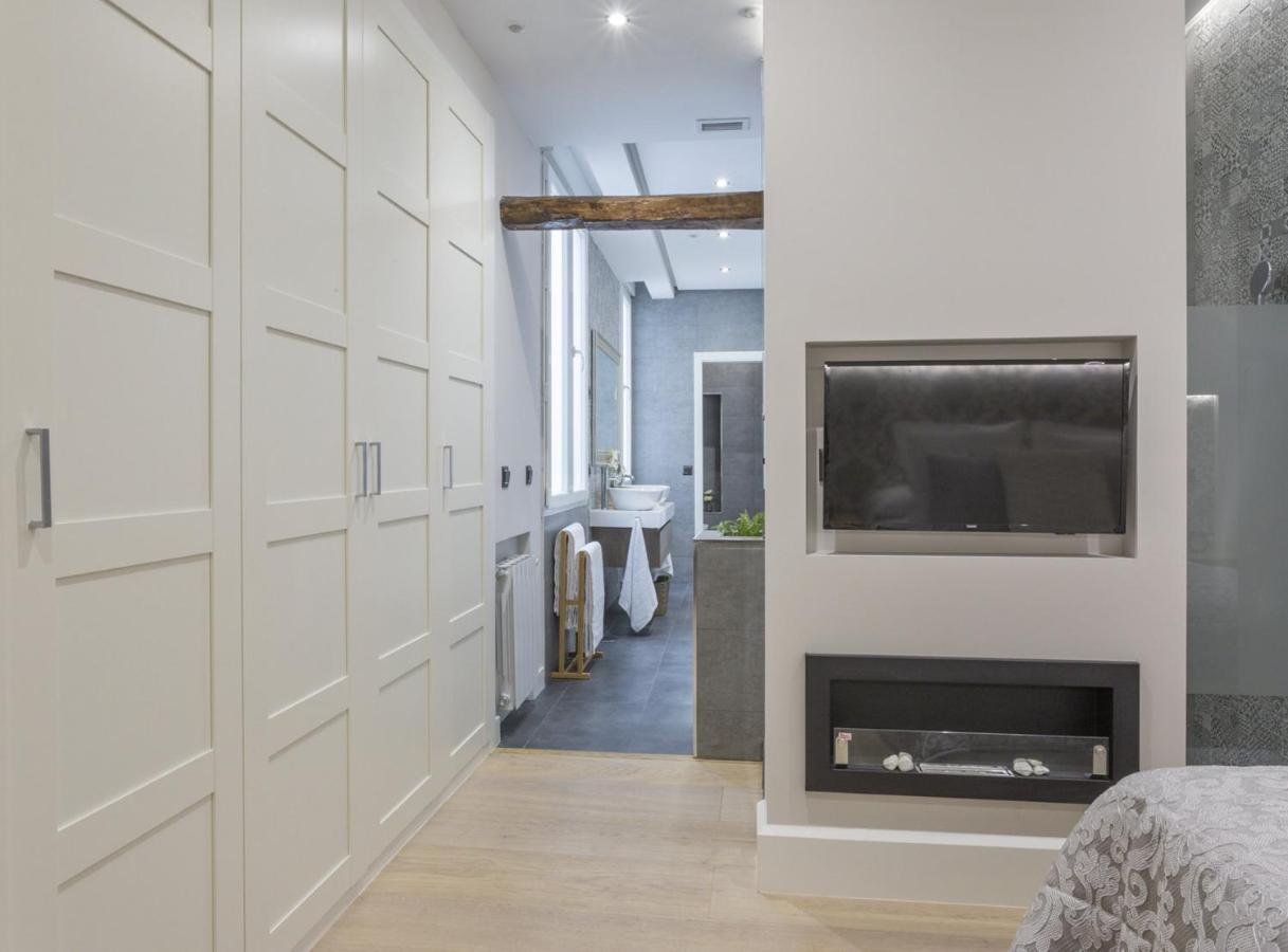 Charming City Center Apartment For 4 Perfect Location, Espoz Y Mina III Madrid Ngoại thất bức ảnh