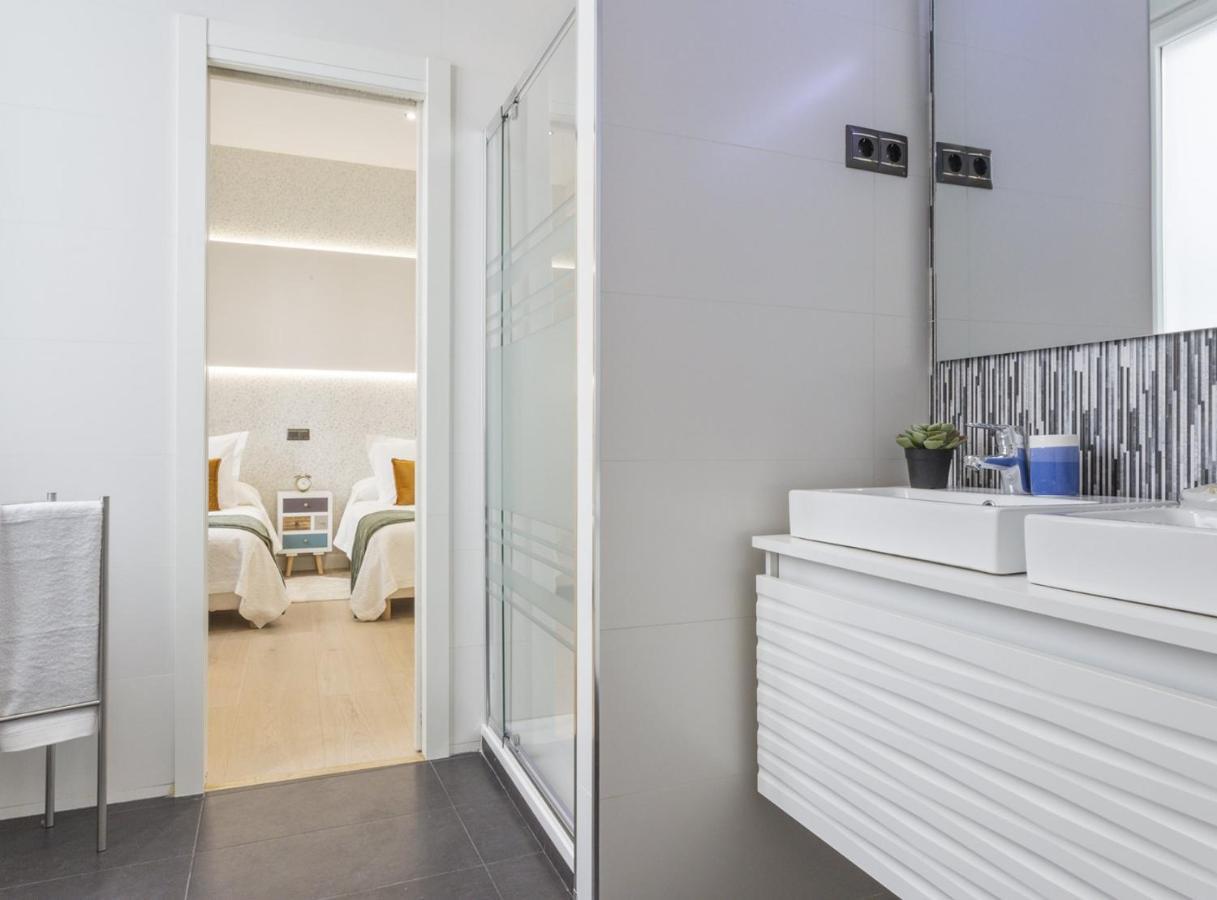 Charming City Center Apartment For 4 Perfect Location, Espoz Y Mina III Madrid Ngoại thất bức ảnh